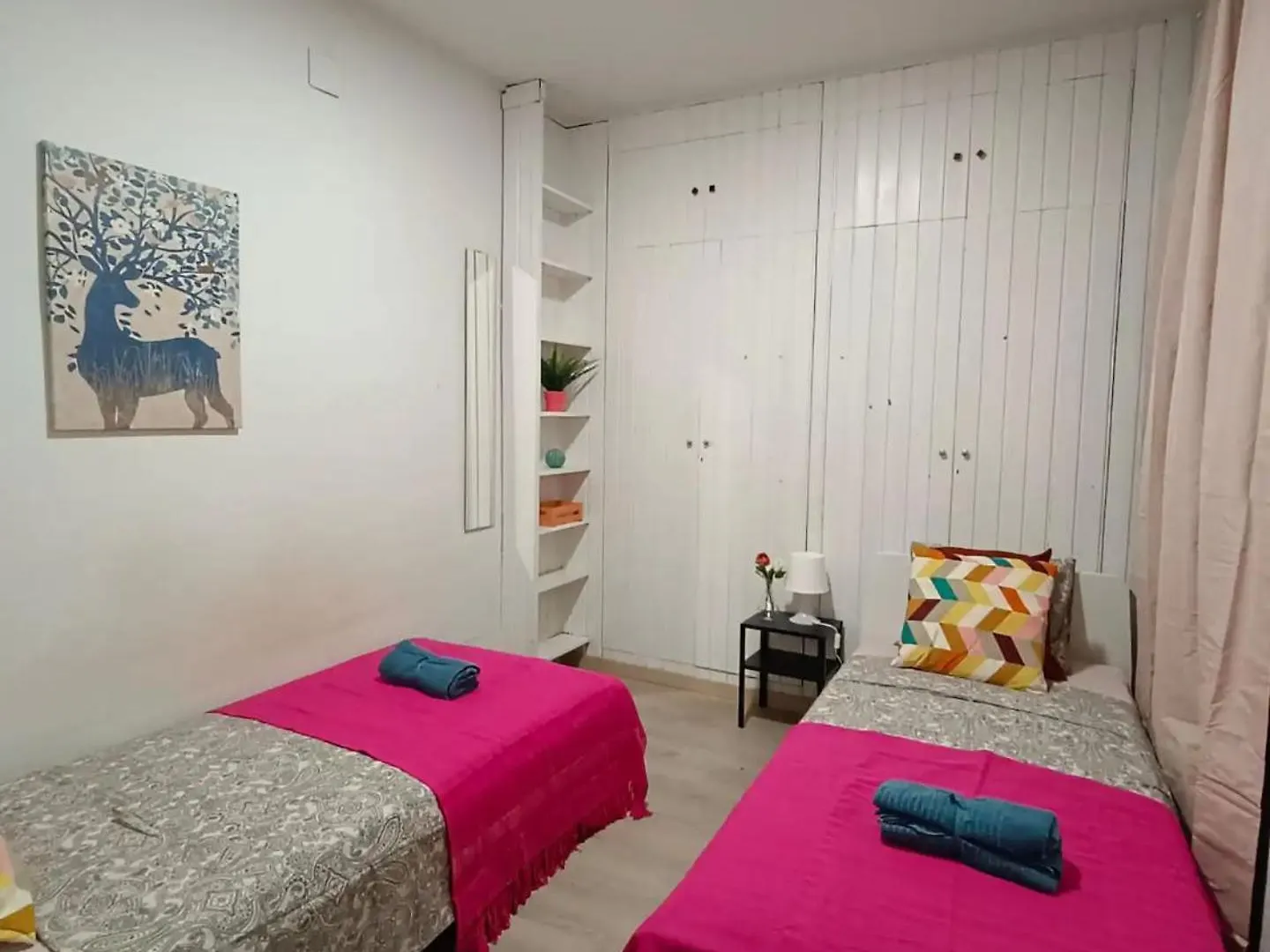 Hostel Private Room Heart Eixample Barcelona
